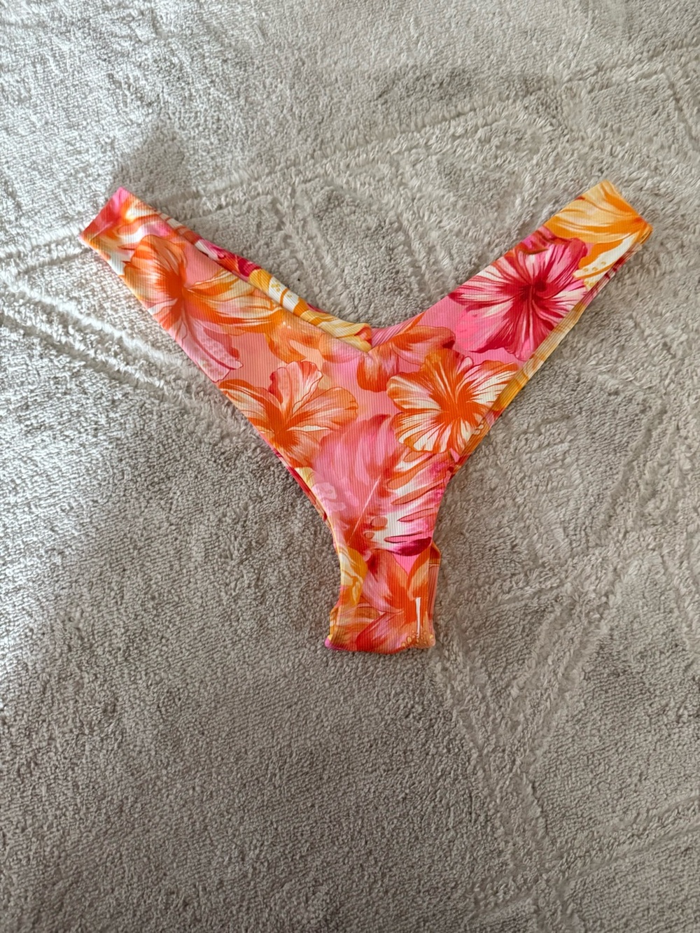 Hurley Bikini - Picture 7 of 7